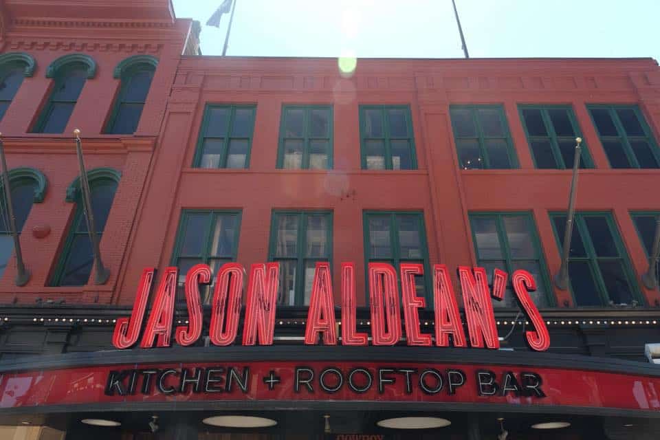 Jason Aldean's Signage