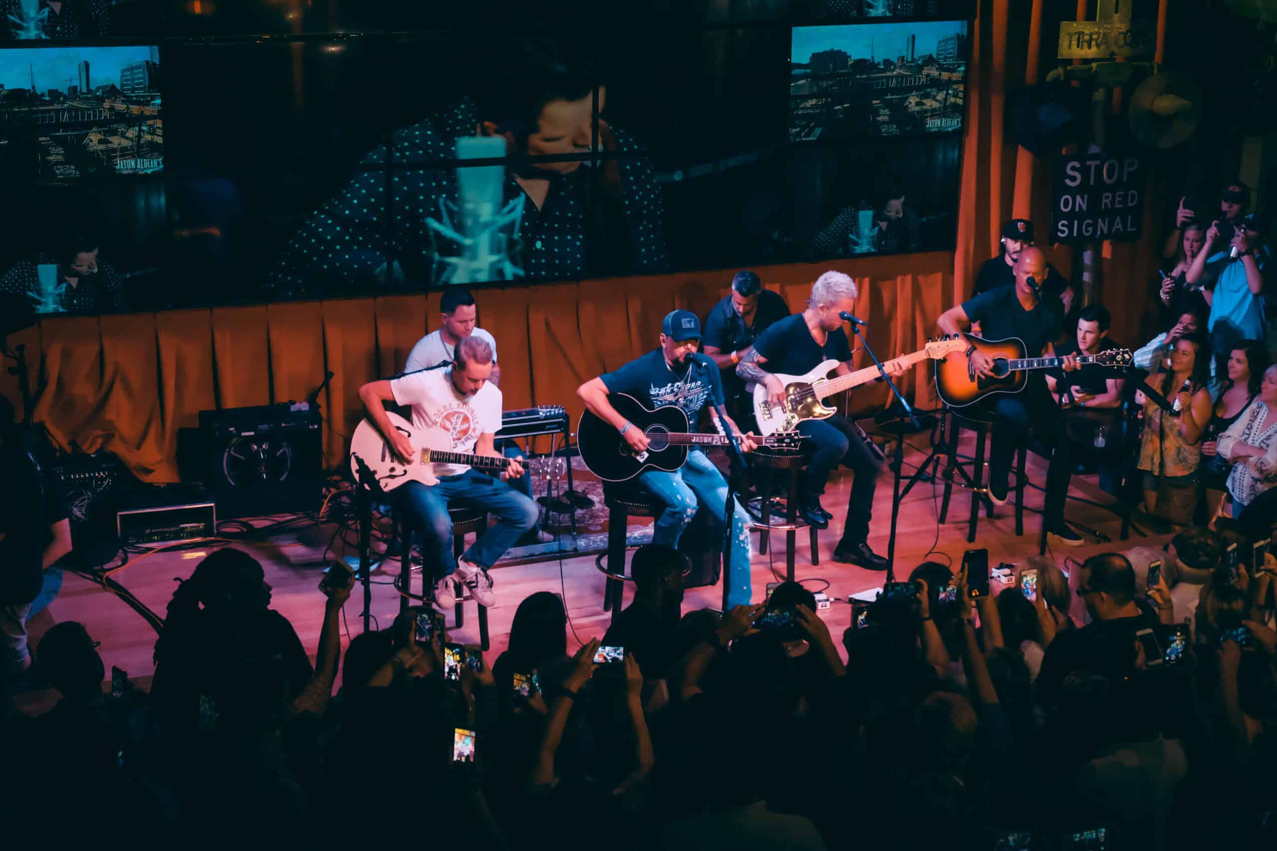 Jason Aldean’s Nashville Live Music